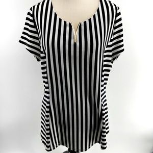 Alyx L black and white shirt
